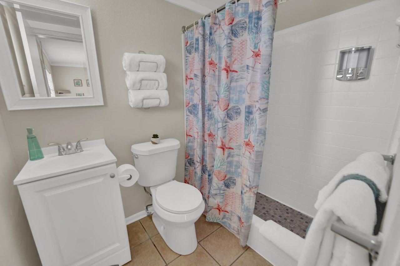 Sea Foam Suites Lower Grand Lagoon Екстер'єр фото