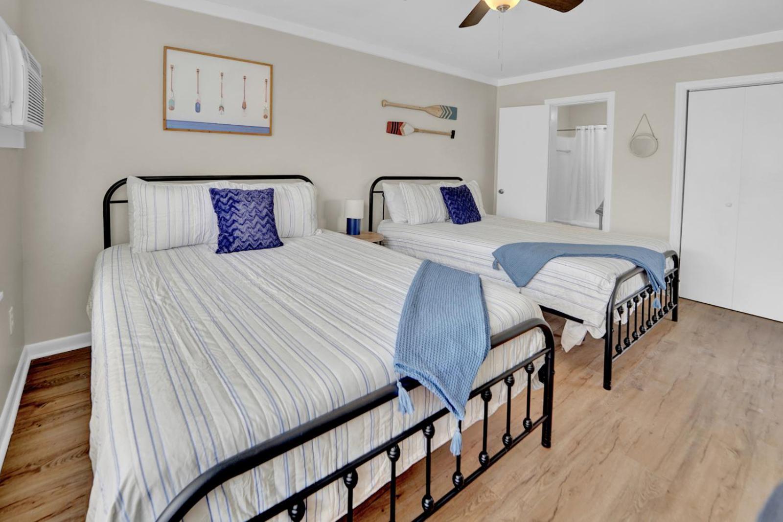 Sea Foam Suites Lower Grand Lagoon Екстер'єр фото